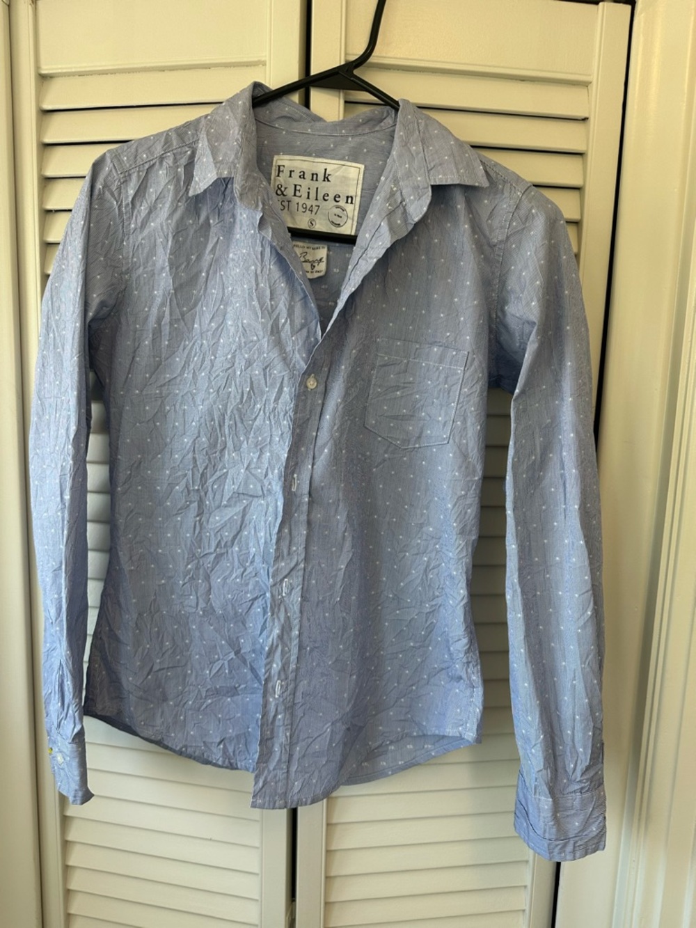 Frank & Eileen Light Blue starred‎ women’s  Buttonc-Down Shirt named Barry